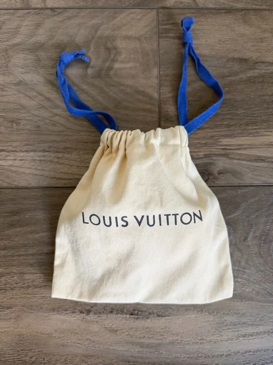 Louis Vuitton Small Drawstring Dust Bag Breathable 6.5” x 6.5” Cotton Cream Blue - Picture 4 of 6